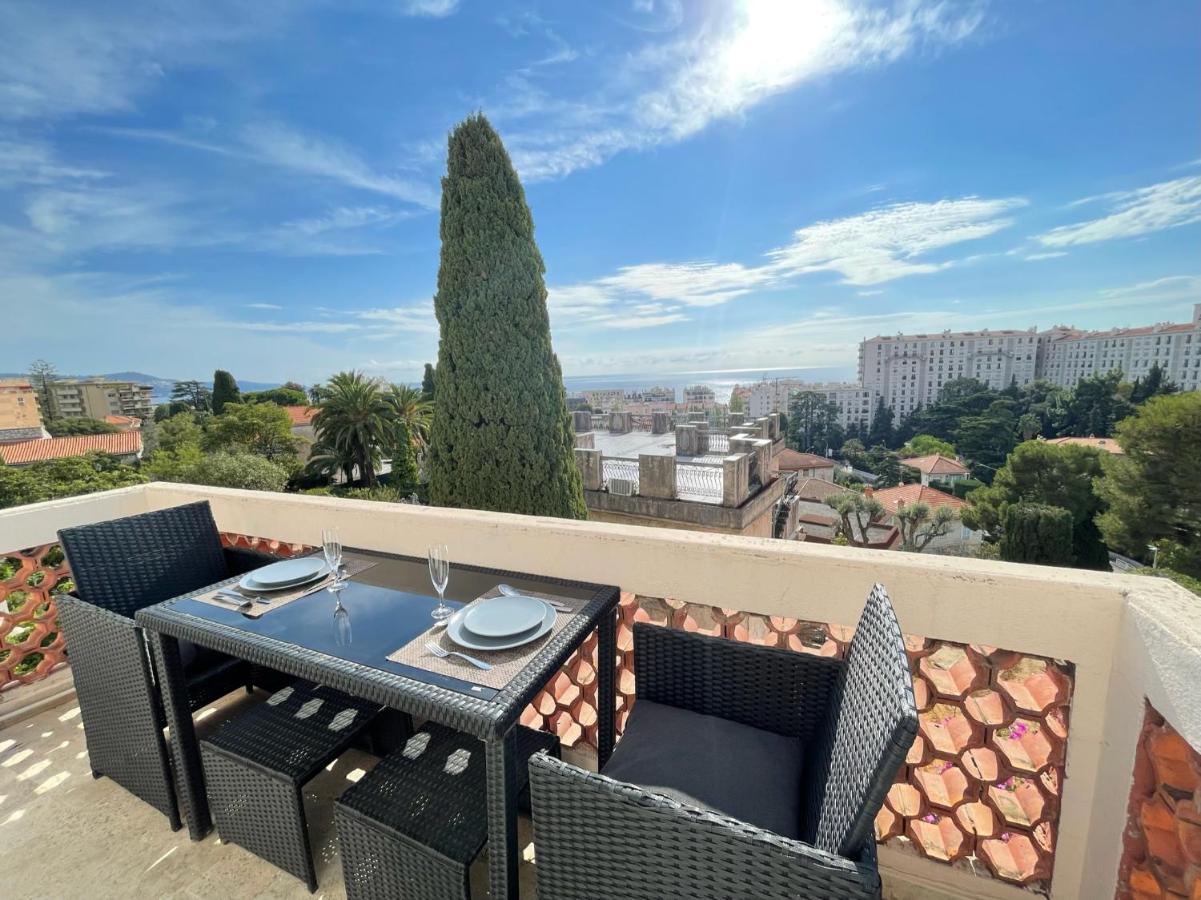 Nice Renting - Cambrai - Luxurious Sea View Terrasse - King Bed - Parking - Ac - Fully Equipped Luaran gambar