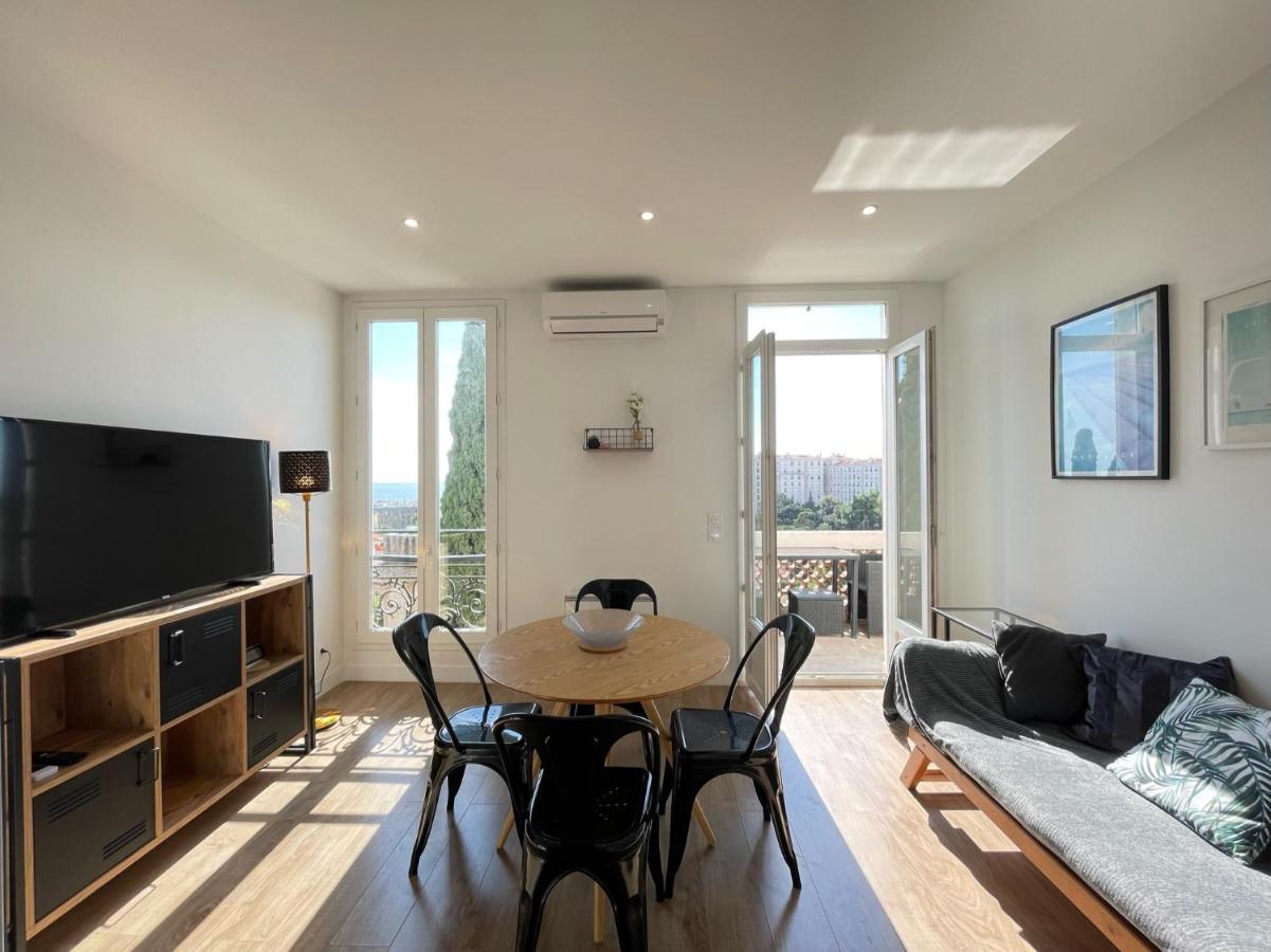 Nice Renting - Cambrai - Luxurious Sea View Terrasse - King Bed - Parking - Ac - Fully Equipped Luaran gambar